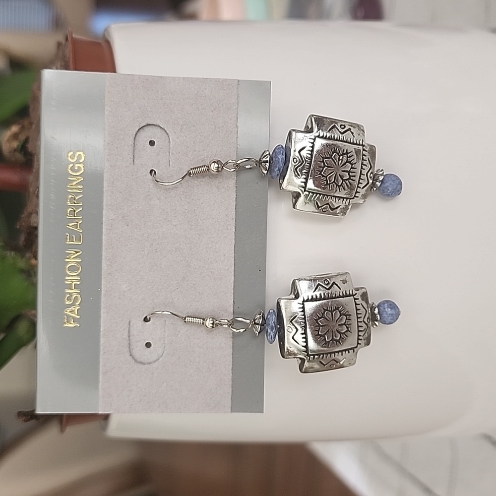 Fashion earrings